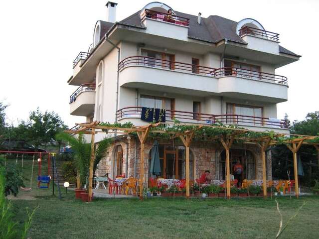 Гостевой дом Villa Victoria Синеморец-3